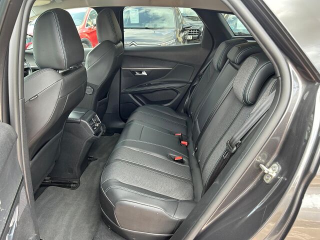 PEUGEOT 3008 ALLURE 1.6 PHEV AUTO UK RHD IN SPAIN ONLY 70000 MILES SUPERB 2021